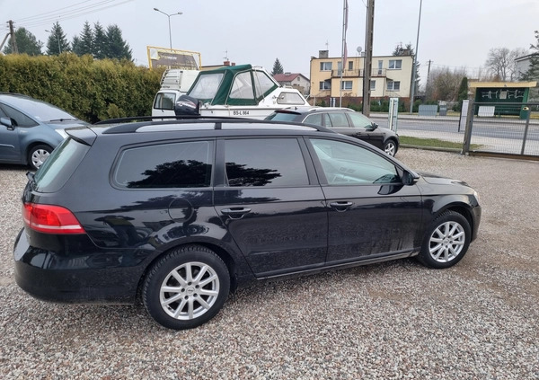Volkswagen Passat cena 29900 przebieg: 154200, rok produkcji 2011 z Iłowa małe 254